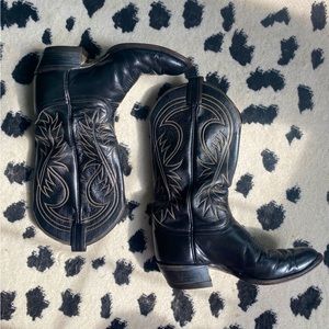 Vintage Tony Lama Black Cowboy boots size 8D